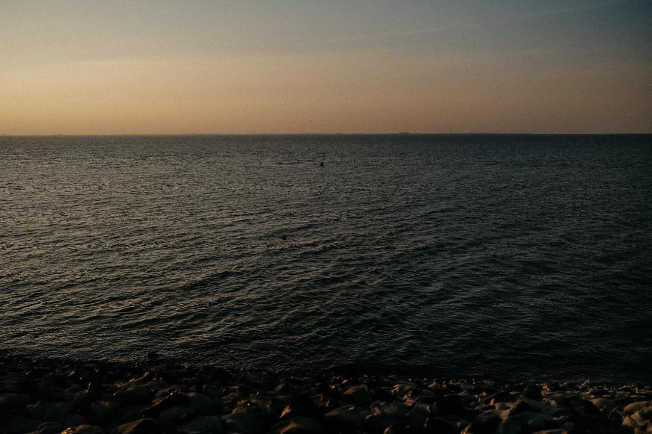 Wunderschöne FeWo direkt am Meer mit Whirlpool&Sauna Nordstrand Exterior foto